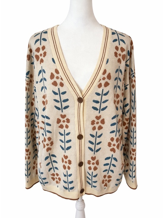 Sweaters - Cream Floral V-Neck Button Cardigan Sweater